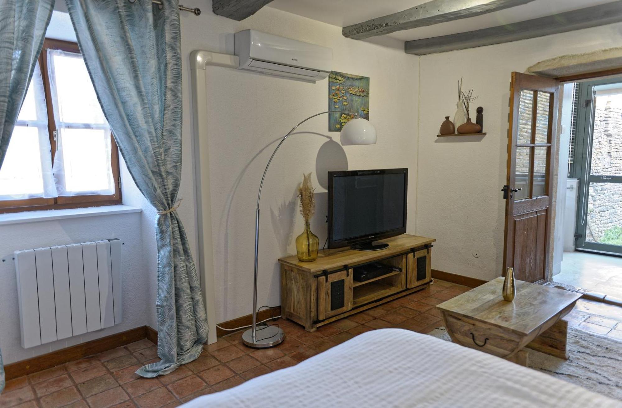 Mon Petit Paradis, Piscine Interieure Chauffee Privative Ferienhaus