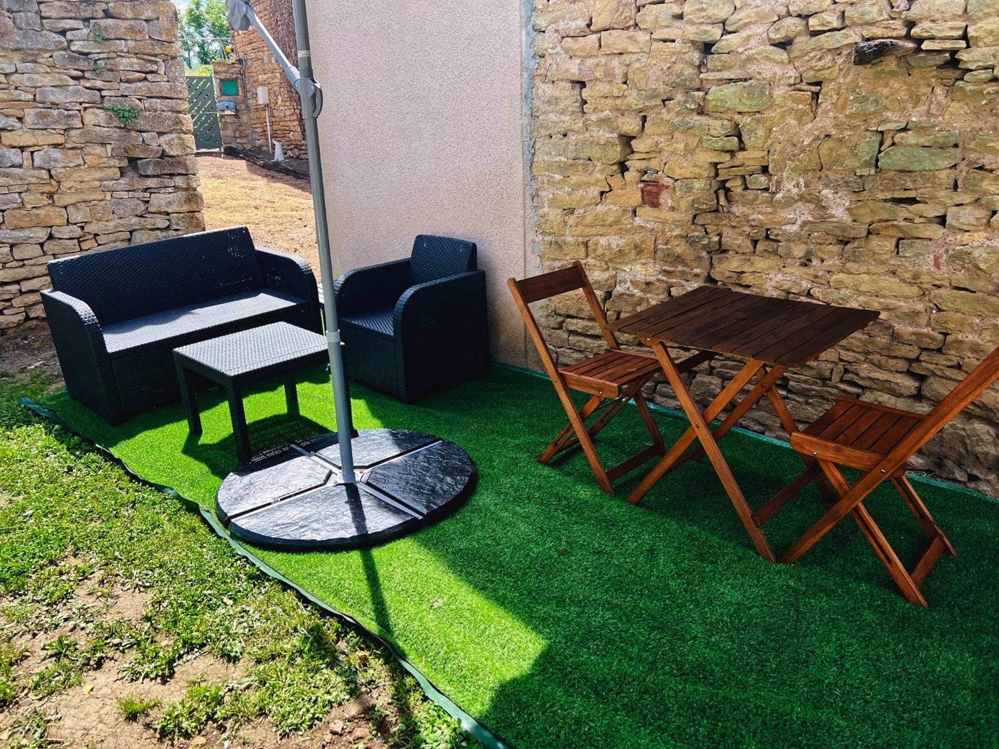 Mon Petit Paradis, Piscine Interieure Chauffee Privative Lournand